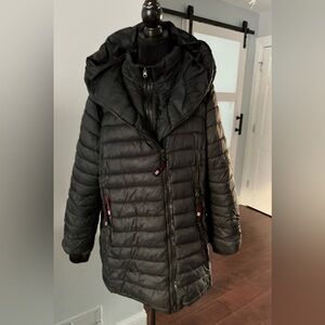 Women’s CANADA WHATHER GEAR puffer coat🖤